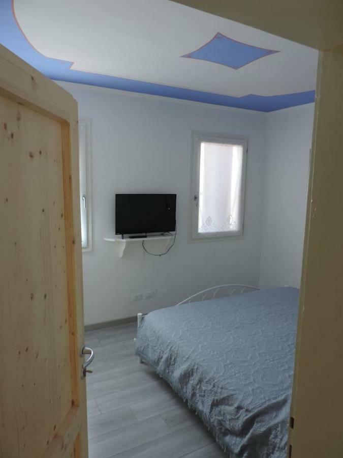 Casa Rossa Apartment Pianzano Ngoại thất bức ảnh