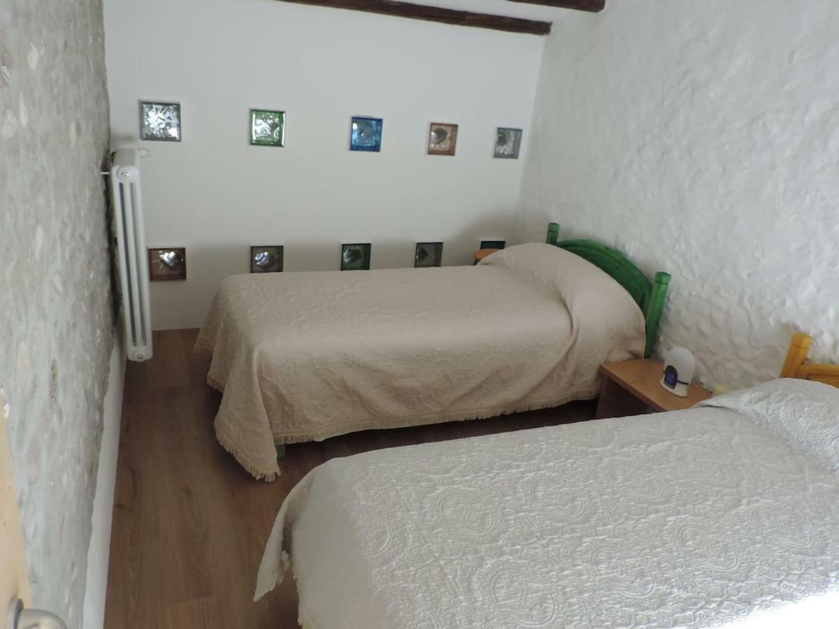 Casa Rossa Apartment Pianzano Ngoại thất bức ảnh