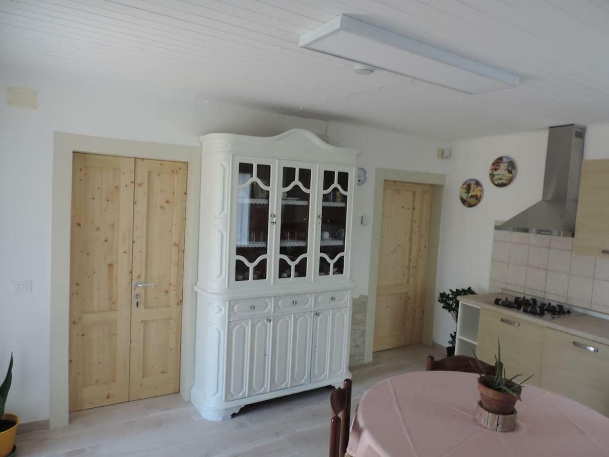 Casa Rossa Apartment Pianzano Ngoại thất bức ảnh